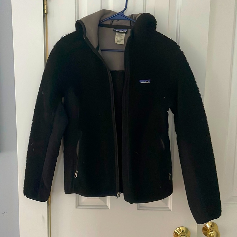Patagonia black windproof hooded. fleece.